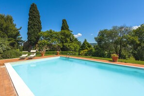 季節性室外泳池