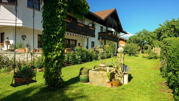 Property grounds - Haus Haupt (DE Seebruck) - Haupt Herta - 1047 (Seebruck)