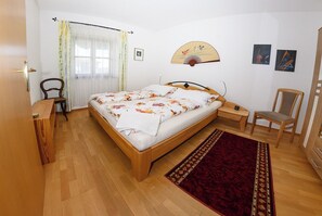 1 Schlafzimmer, Internetzugang, Bettwäsche, Rollstuhlgeeignet
