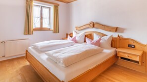 1 bedroom, internet, bed sheets - (06) Zwei-Raum-Ferienwohnung (Reit im Winkl)