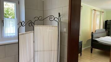 1 Schlafzimmer, Internetzugang, Bettwäsche