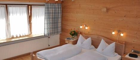 1 chambre, accès Internet, draps fournis