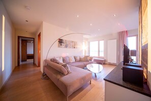 TV, DVD player
