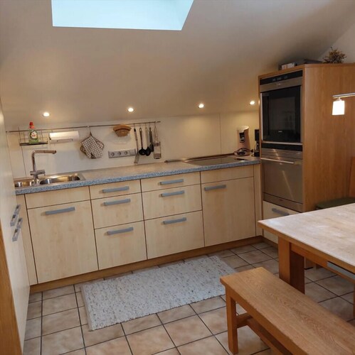 Ferienwohnung Holzmaier, 58 qm mit zwei Schlafzimmer und Balkon