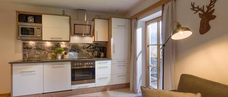 Oven, stovetop, high chair