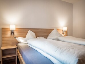 1 quarto, acesso à internet, roupa de cama