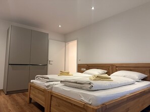 1 sovrum, strykjärn/strykbräda, internet och sängkläder