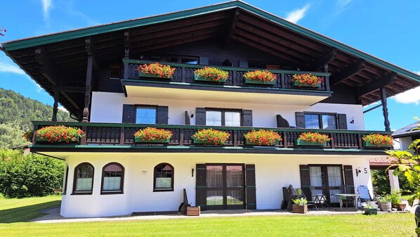 Exterior - Vacation apartment Schlögl, Frühlingstr. 5 (Reit im Winkl)