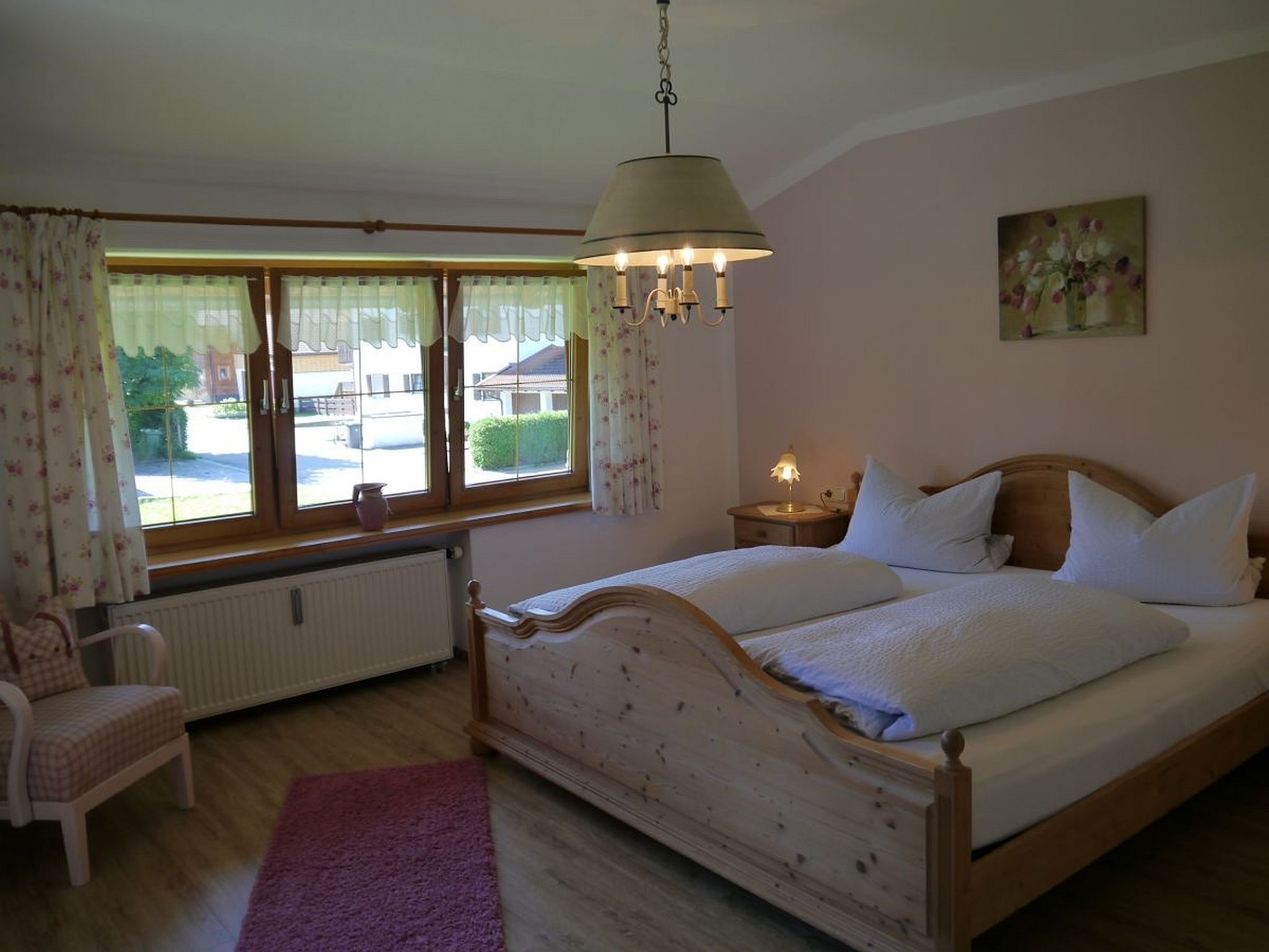 1 soverom, internettilgang og sengetøy