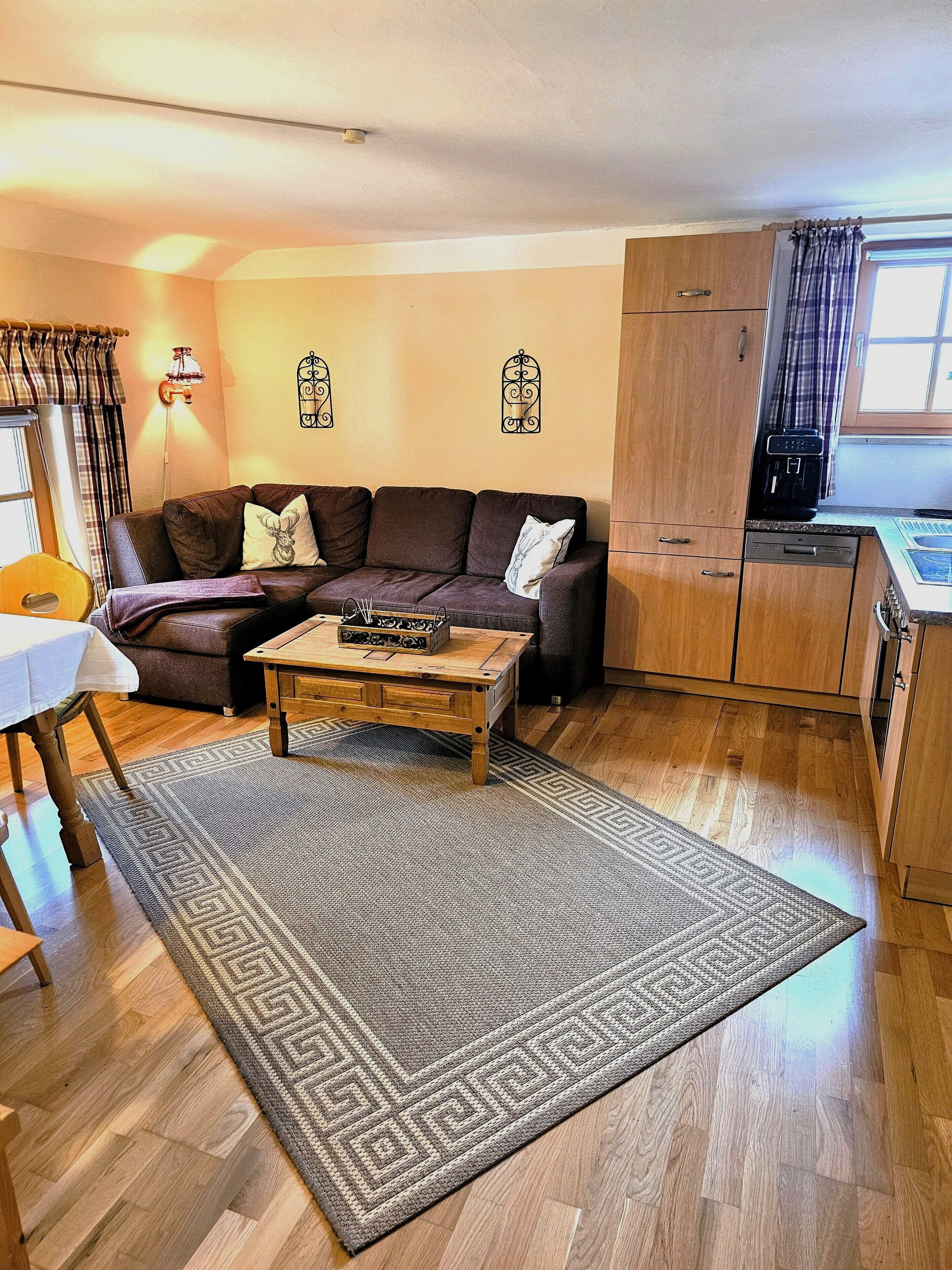 Tv och ett bordtennisbord