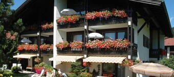 (6) Drei-Raum-Ferienwohnung 65qm, Bad/WC, 2 Extra-Schlafräume, Küche, Balkon