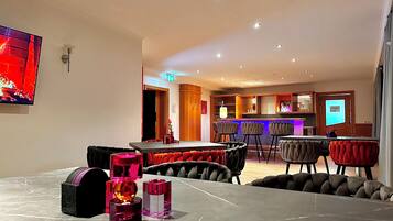 Bar (in der Unterkunft)