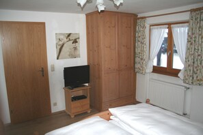 1 Schlafzimmer, Internetzugang, Bettwäsche