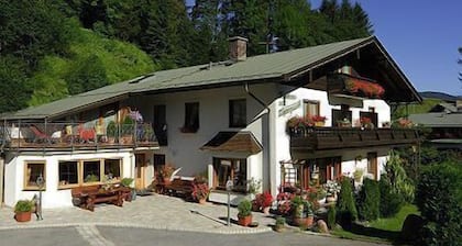 Ferienwohnung Jenner fĂŒr 2 Personen, 36 qm, Wohn- und Schlafraum getrennt, Balkon