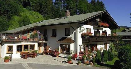 Ferienwohnung Kehlstein 2 bis 3 Personen, 64 qm, Wohn- und Schlafraum getrennt, Balkon