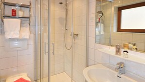 تجهيزا ت دش، مجففات شعر، مناشف