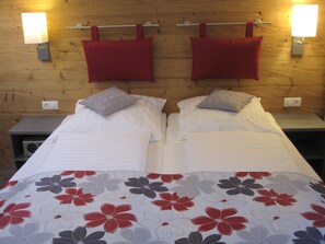 1 غرفة نوم وخدمة الإنترنت وملاءات أسرّة