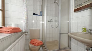 淋浴設備、風筒、提供毛巾