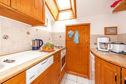 Ferienwohnung Loferau 4 -  47 m² für 2-3 Personen, 1 Schlafzimmer, Wohnküche mit Sitzgruppe und Süd-Balkon