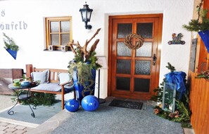 Interior - Apartment Zwerchenberg - one-room apartment 26m² with balcony and morning sun (Reit im Winkl)