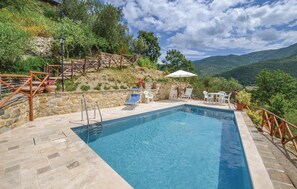 Piscina all'aperto
