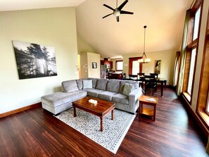 Premium Suite, 2 Bedrooms (Sandpiper) | Living area | Flat-screen TV - Cobble Wood & Bird Sanctuary Guest Houses (Tofino)