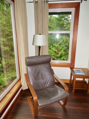 Premium Suite, 2 Bedrooms (Sandpiper) | 1 bedroom, free WiFi, bed sheets - Cobble Wood & Bird Sanctuary Guest Houses (Tofino)