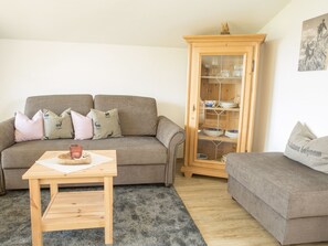 Télévision, table de tennis de table