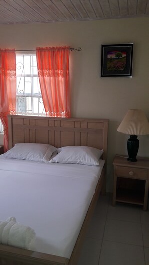 Large Comfy Double Room | 2 chambres, literie de qualité supérieure, fer et planche à repasser