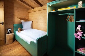 3 bedrooms, Internet, bed sheets