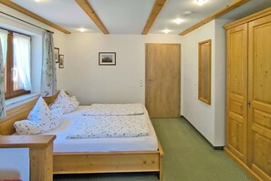 1 Schlafzimmer, Bügeleisen/Bügelbrett, Internetzugang, Bettwäsche
