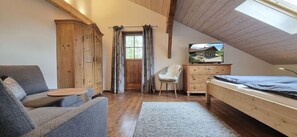 2 Schlafzimmer, Internetzugang, Bettwäsche