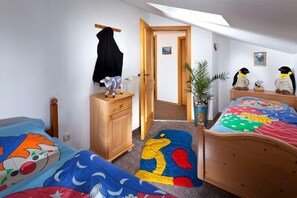 1 bedroom, Internet, bed sheets