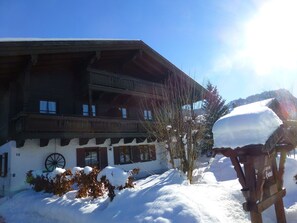 Exterior - Ferienwohnung "Falkenstein" für 2 Personen, 1 Wohn-Schlafraum, 39 m² (Inzell)