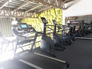 Gym - Hotel BRIUM (Villa de Alvarez)