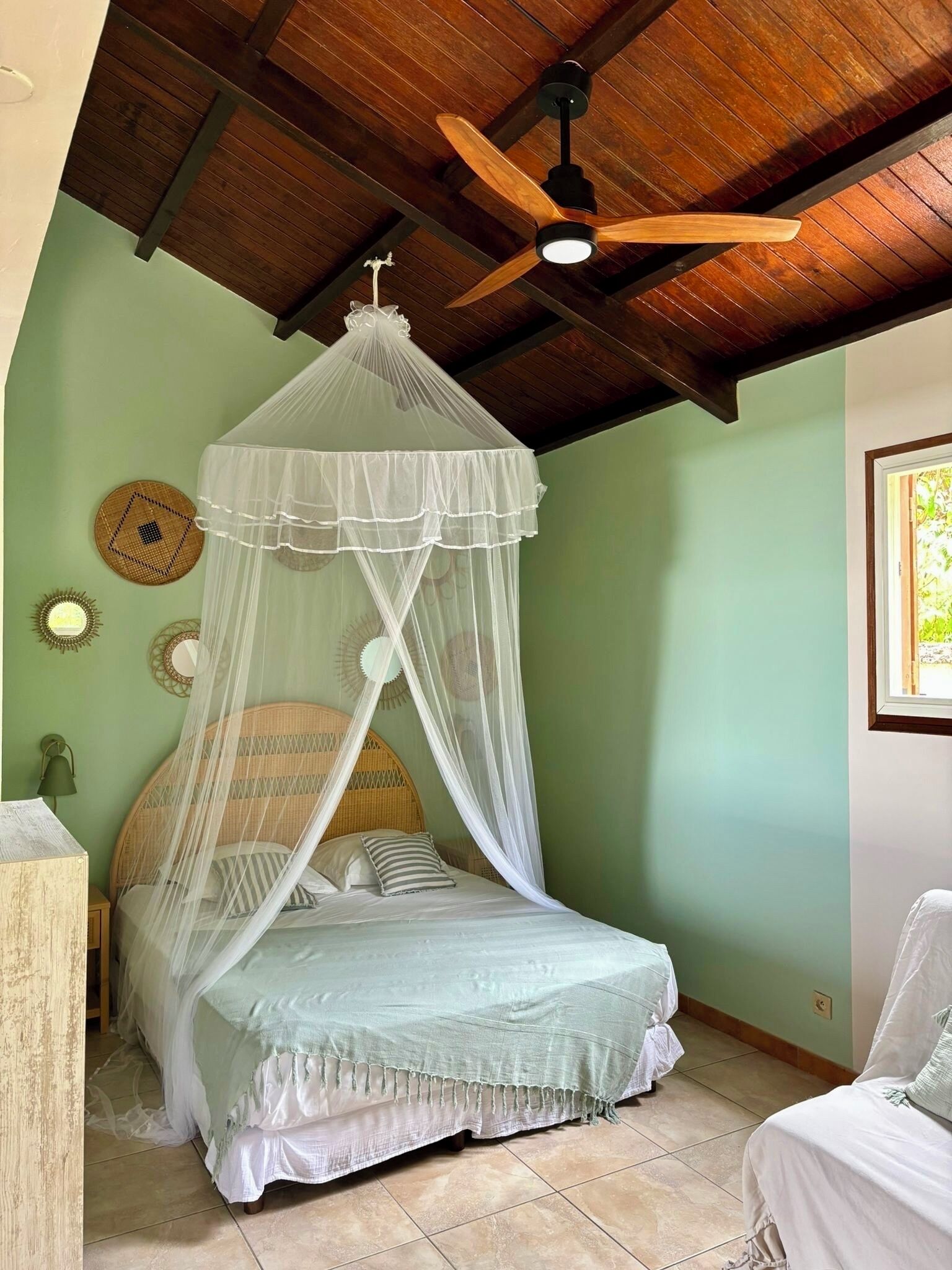 1 bedroom, iron/ironing board, travel cot, free WiFi