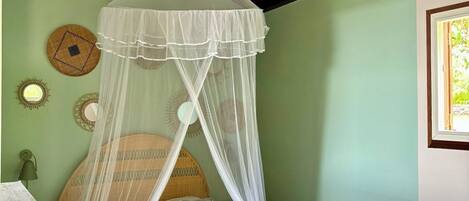 1 bedroom, iron/ironing board, travel cot, free WiFi