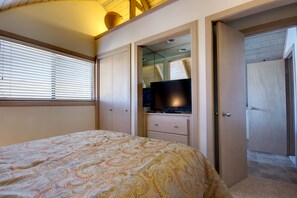 3 chambres, fer et planche à repasser, accès Internet, draps fournis