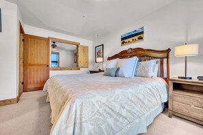 3 habitaciones, tabla de planchar con plancha y wifi gratis 