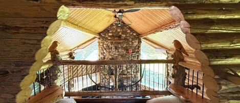 2 Schlafzimmer, Reisekinderbett, kostenloses WLAN, Bettwäsche