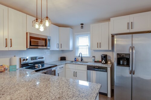 The Cash★Stroll through Hillsboro Village★Free Parking-11 mins to downtown!