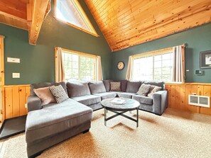 Älytelevisio, takka, DVD-soitin