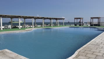 Udendørs pool