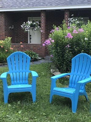 Property grounds - The Brick House in the Woods...room for a Large Family! (Prospect)