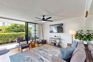 Flachbildfernseher, Netflix, DVD-Player, Streaming-Dienste