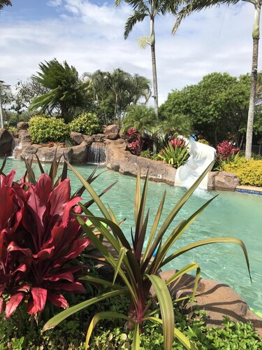 HOME & GUEST HOUSE FOR PRICE OF 1 POIPU BEACH ESTATES 5 BR/ 5 BA WALK TO BEACH