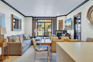 Smart TV, fireplace, music library, video library