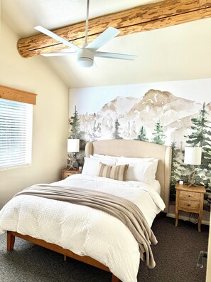 3 bedrooms, iron/ironing board, travel crib, free WiFi