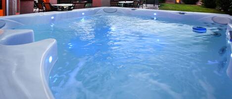Uppvärmd pool