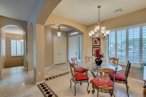 Dining - Enormous Resort Style Home with a Basement (Gilbert)